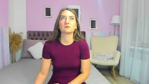 Snapshot of evalaniss chatting on 07.29.26 Eva online show from 07.29.26