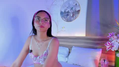   . online show from 05.06.26