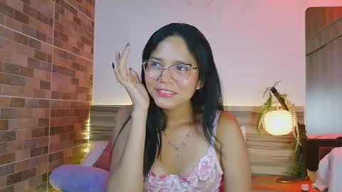 Snapshot of evalune_ chatting on 06.24.26 . online show from 06.24.26