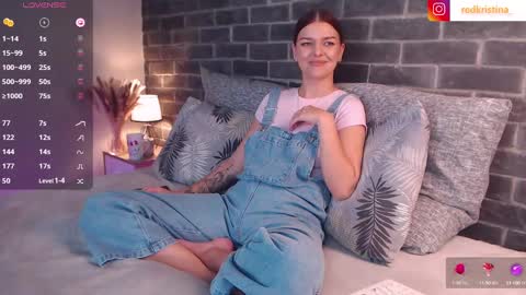 Snapshot of evamerlo chatting on 02.10.25 Kristina online show from 02.10.25