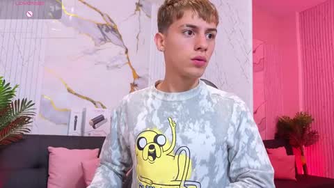 evan_tay online show from 05.02.26