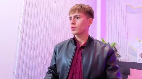 evan_tay online show from 05.05.26