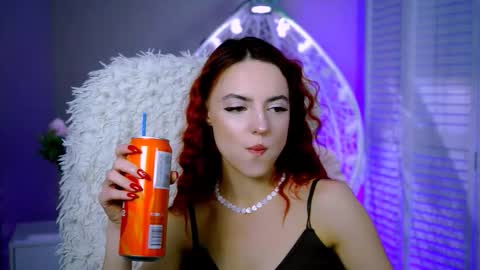 Eva  online show from 11.26.25