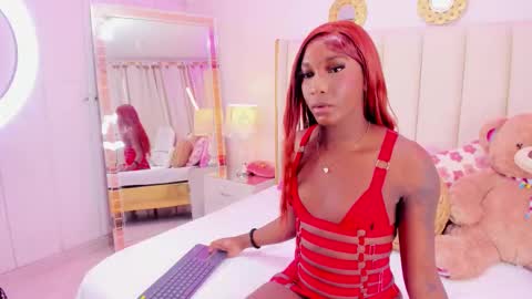 evangelin_ts online show from 11.28.25