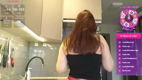 Snapshot of evangelinfox chatting on 02.28.26 EvangelinFox online show from 02.28.26