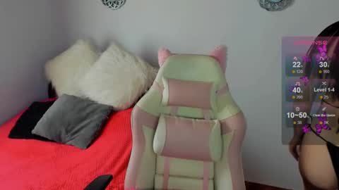 Snapshot of evans_hailey_15 chatting on 01.27.25 hailey online show from 01.27.25