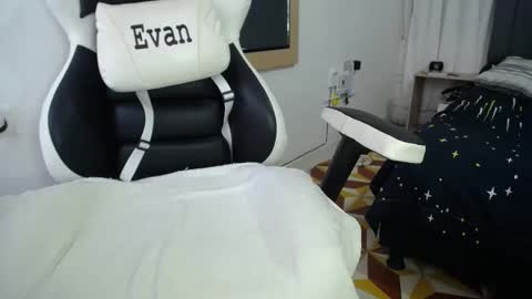 Evan online show from 12.09.24
