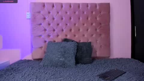 Eva Olimpo online show from 03.07.25