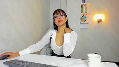 Snapshot of evarmirezz chatting on 05.21.26 Eva Rmirezz online show from 05.21.26