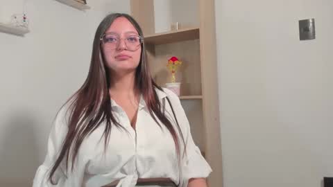 Snapshot of evarotic chatting on 01.29.25 Eva online show from 01.29.25