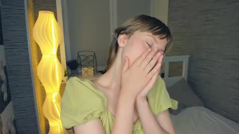 Snapshot of evas_soul chatting on 06.28.26 Eva online show from 06.28.26