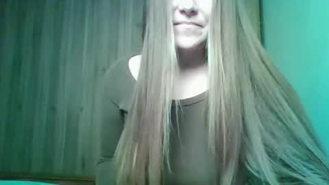 Snapshot of evasapples2026 chatting on 01.16.26 evasapples2026 online show from 01.16.26