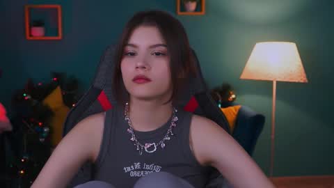 Snapshot of evathopson chatting on 01.14.25 Eva next stream - - 1600 UTC2000 online show from 01.14.25