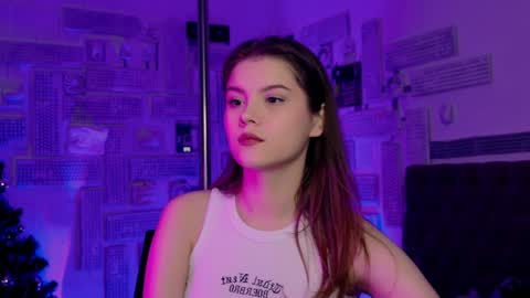 Snapshot of evathopson chatting on 01.31.25 Eva next stream - - 1600 UTC2000 online show from 01.31.25