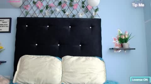 Snapshot of evatits_1 chatting on 02.13.25 Eva Carter online show from 02.13.25