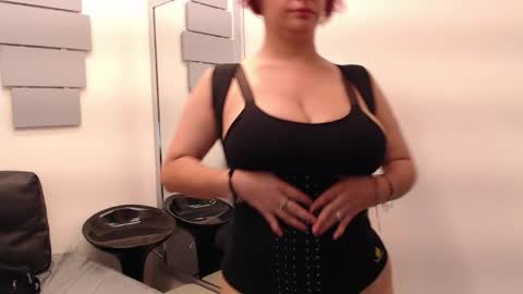 Eva Twiss online show from 05.18.26