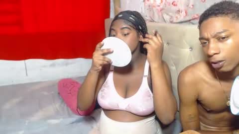 Eva And Emmanuel online show from 06.19.26