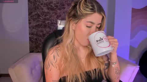 Snapshot of evebenson chatting on 11.21.25 Eve online show from 11.21.25