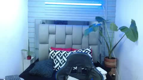 evelin zaens online show from 04.28.26