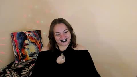 Snapshot of evelineli chatting on 09.30.25 Lydia online show from 09.30.25