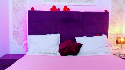 Snapshot of evelinhill chatting on 02.17.26 EvelinHill online show from 02.17.26