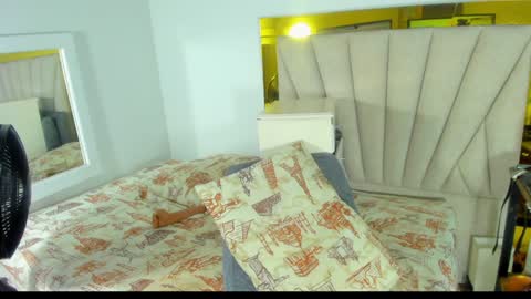 DAYANITA online show from 01.13.25