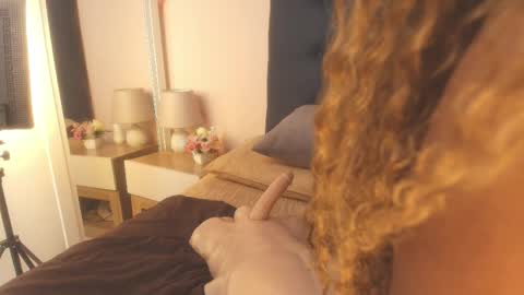 DAYANITA online show from 04.28.26
