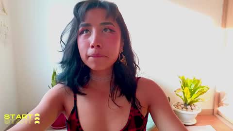 Snapshot of evelyn_chelle chatting on 01.16.25 Im Eve or Chelle Next Stream 191224 online show from 01.16.25