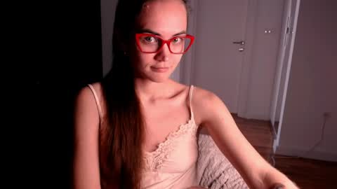 Evelyn online show from 04.23.26