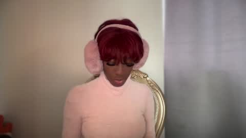 Snapshot of evelyn_jhonson3 chatting on 01.21.25 E V E L Y N online show from 01.21.25