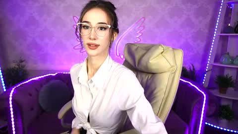 Snapshot of evelyn_rush1 chatting on 02.07.25 evelyn rush1 online show from 02.07.25