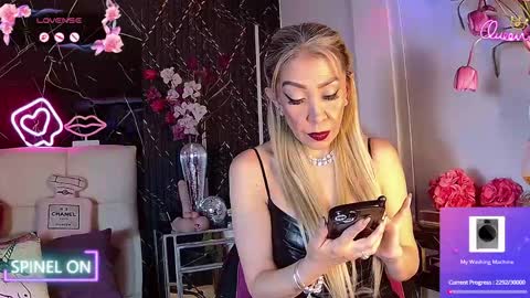 EvelynaGrey online show from 04.29.26