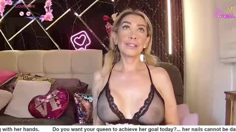 Snapshot of evelynagrey chatting on 05.16.26 EvelynaGrey online show from 05.16.26