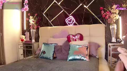 Snapshot of evelynagrey chatting on 05.21.26 EvelynaGrey online show from 05.21.26