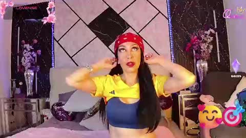 Snapshot of evelynagrey chatting on 06.17.26 EvelynaGrey online show from 06.17.26
