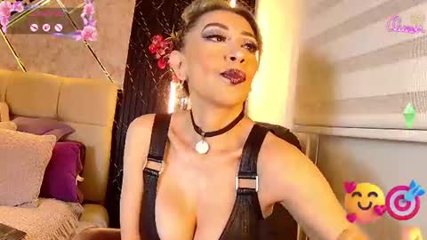 Snapshot of evelynagrey chatting on 07.24.26 EvelynaGrey online show from 07.24.26