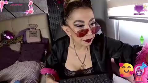 Snapshot of evelynagrey chatting on 07.28.26 EvelynaGrey online show from 07.28.26