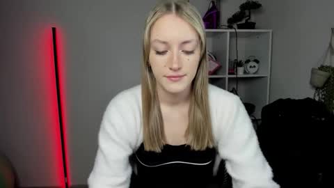 evelynblond online show from 03.16.26