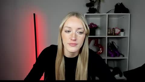 evelynblond online show from 07.08.26