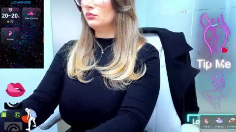 evelyne_rose online show from 04.09.26