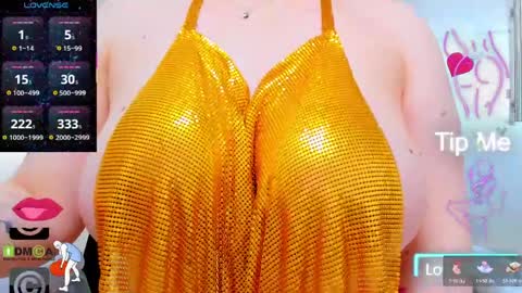 Snapshot of evelyne_rose chatting on 05.28.26 evelyne_rose online show from 05.28.26