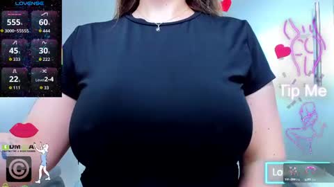 Snapshot of evelyne_rose chatting on 06.19.26 evelyne_rose online show from 06.19.26