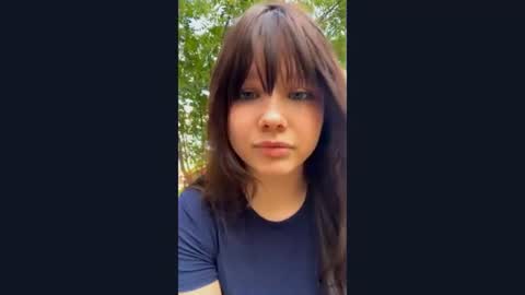 Snapshot of evelynhudson chatting on 06.25.26 Evelyn Velvet online show from 06.25.26