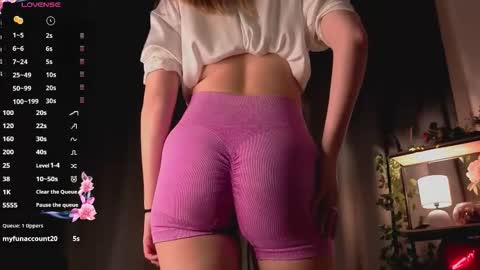 Mia online show from 03.19.26