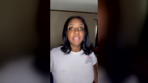 evemonroe17 online show from 07.28.26