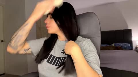 Snapshot of even_scoty chatting on 02.17.26 even_scoty online show from 02.17.26