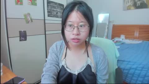 Snapshot of everhigh chatting on 10.08.25 Coco online show from 10.08.25