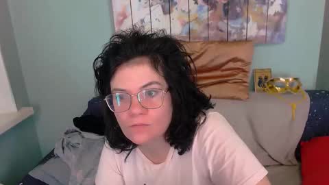 Everly online show from 10.27.25