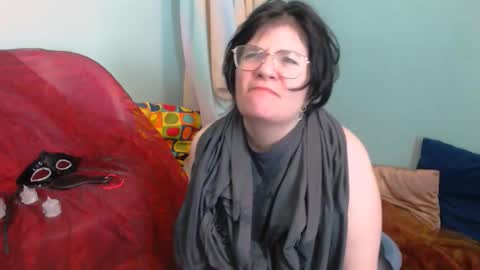 Everly online show from 12.15.25