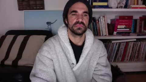 Snapshot of everynothings chatting on 02.18.26 everynothings online show from 02.18.26